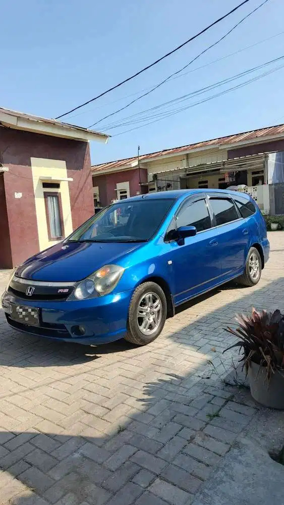 Honda Stream 2004 Bensin