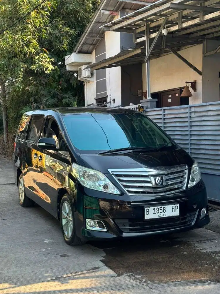 Toyota Alphard 2013 Bensin