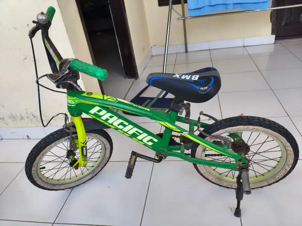 Sepeda Pacific anak ukuran 16