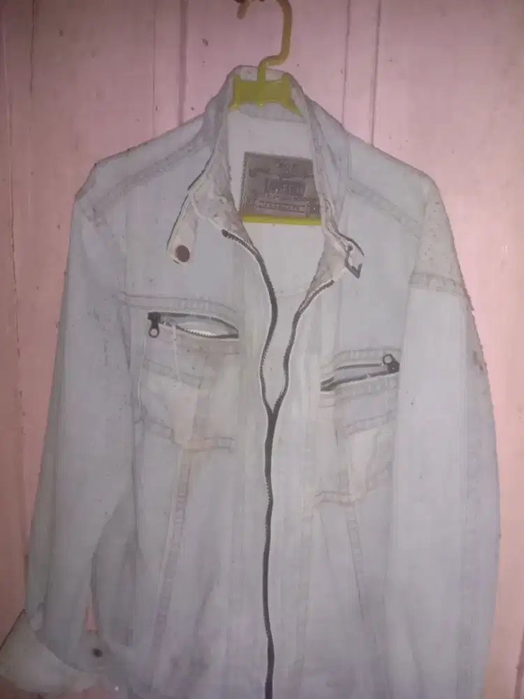 Jaket jeans laki laki