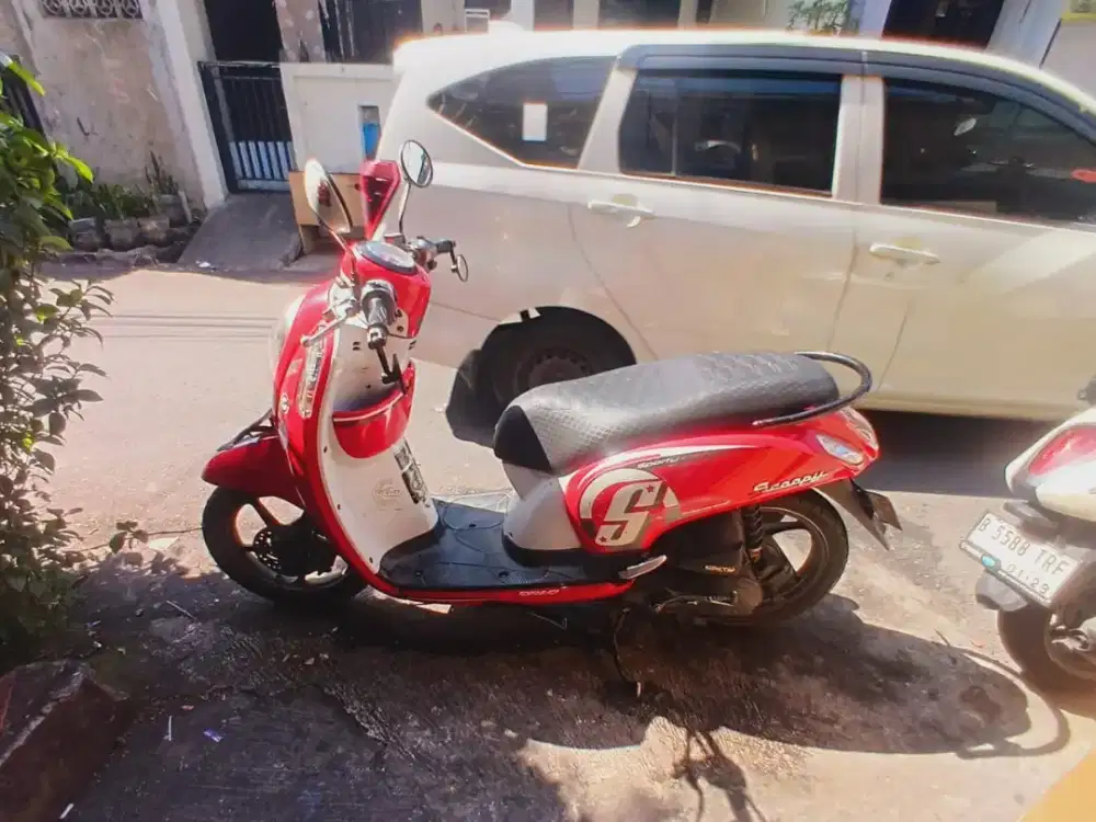 Jual Motor Scoopy Pemakaian Pribadi