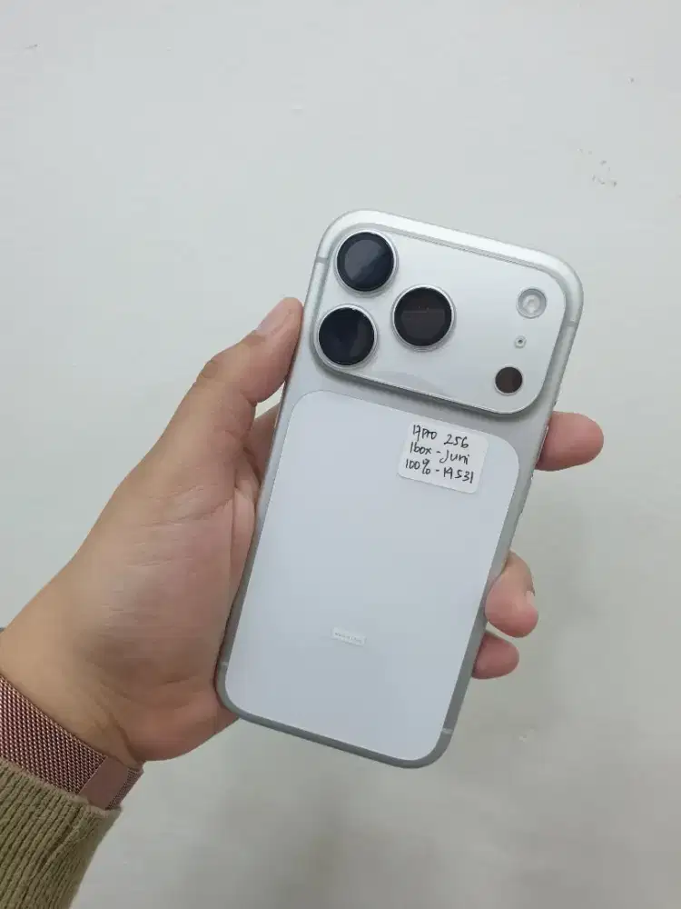 Iphone 17 pro 256gb silver