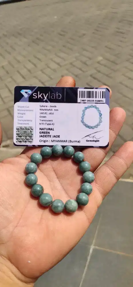 Gelang Natural Jedeite Eks Sitaan dari Istri Koruptor