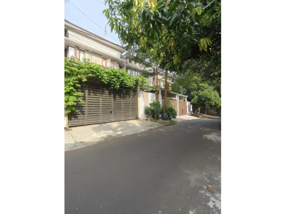 Dijual Rumah Siap Huni Cilandak – LT 200, Bangunan 2019 D08