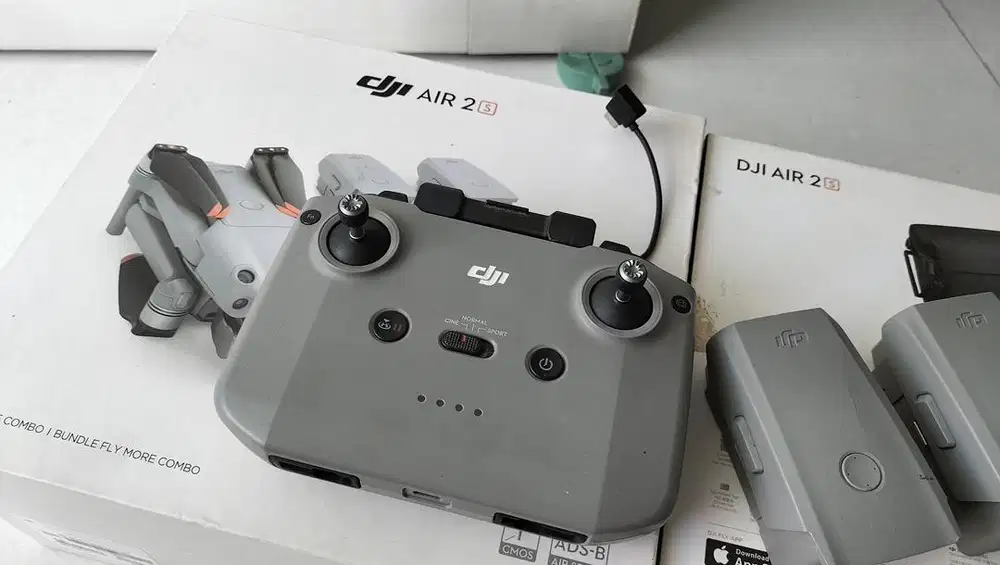DJI AIR 2 S drone