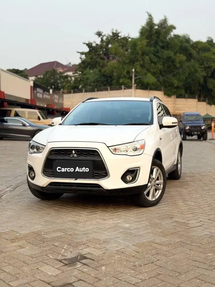Mitsubosho Outlander Sport 2.0L GLS 2014 White Record