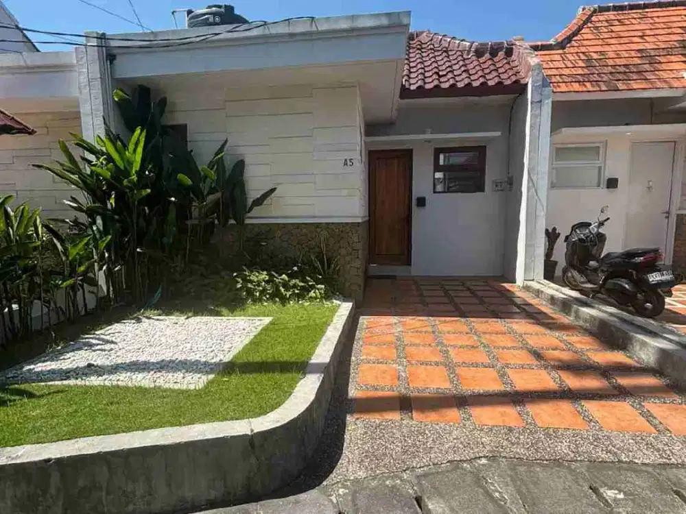 Di jual villa minimalis yang terletak di kawasan komplek villa Kerobokan