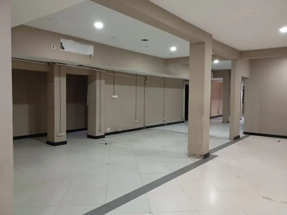 Disewakan Kantor Raya Diponegoro