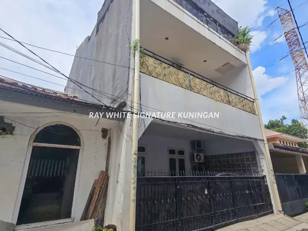 Rumah Siap Huni Lokasi Prime di Jl. Danau Sindereng Benhil