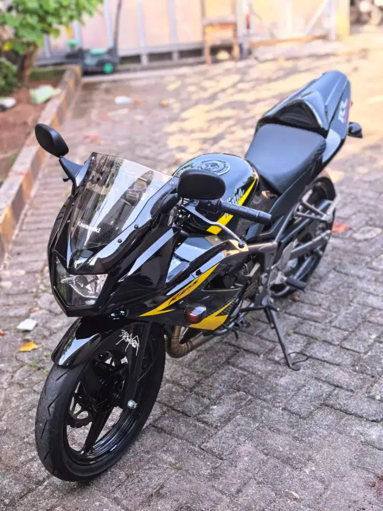 [LOW KM] NINJA RR NEW 2014 HITAM