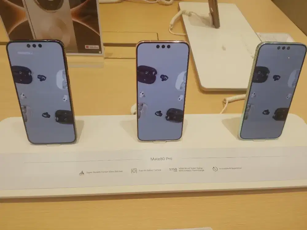 HUAWEI Mate80 Pro