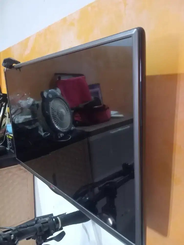 Led LG 32 inchi Masi analog kondisi mati