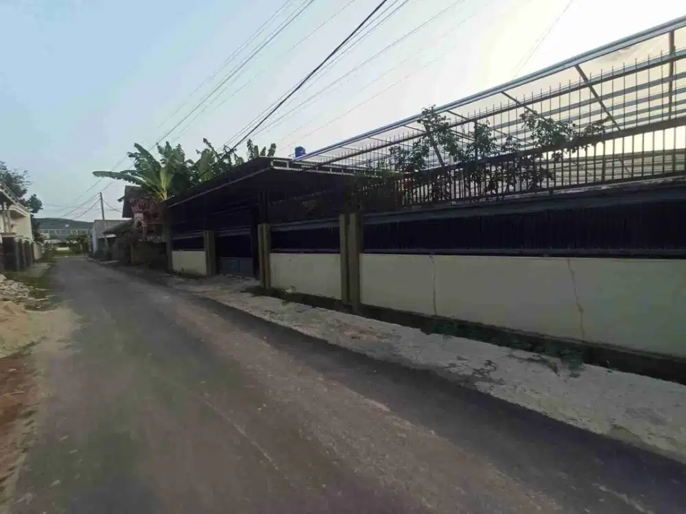 RUMAH SIAP HUNI TANAH LUAS Dekat kampus UIN