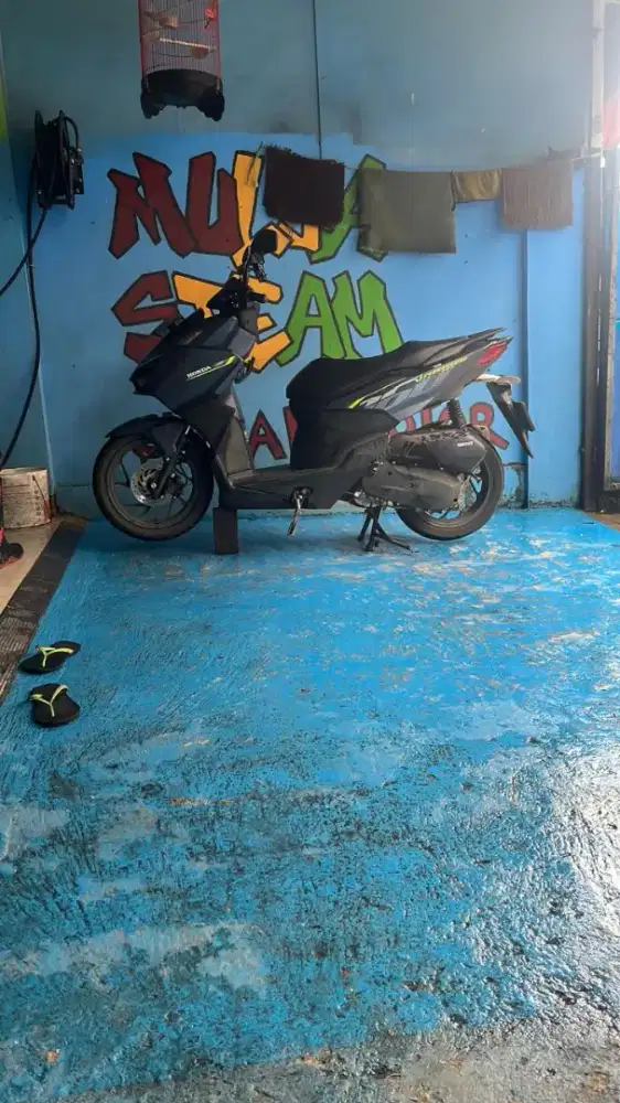 Jual motor vario 160 tahun 2024