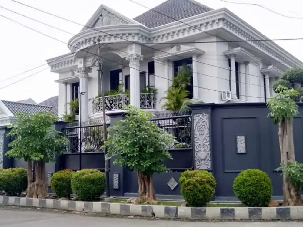 *Dijual Rumah tinggal Mewah di Dharmahusada Utara, Surabaya*