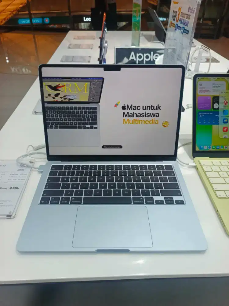 MacBook air (13.6 inci)