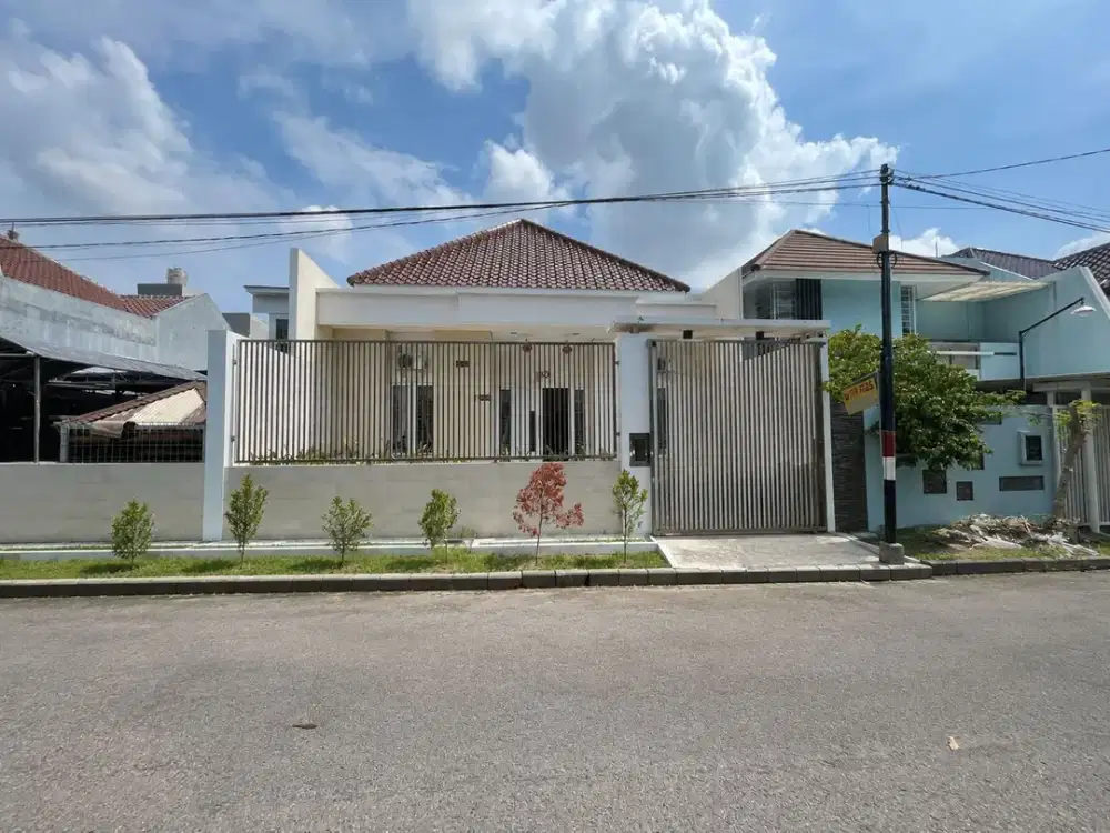 Rumah Bagus Furnished di Pantai Mentari Siap Huni