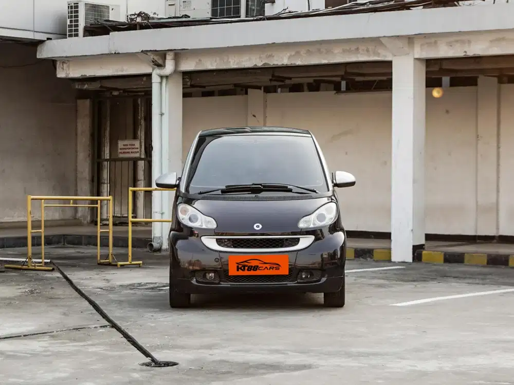 MERCEDES BENZ Smart For Two At tahun 2010