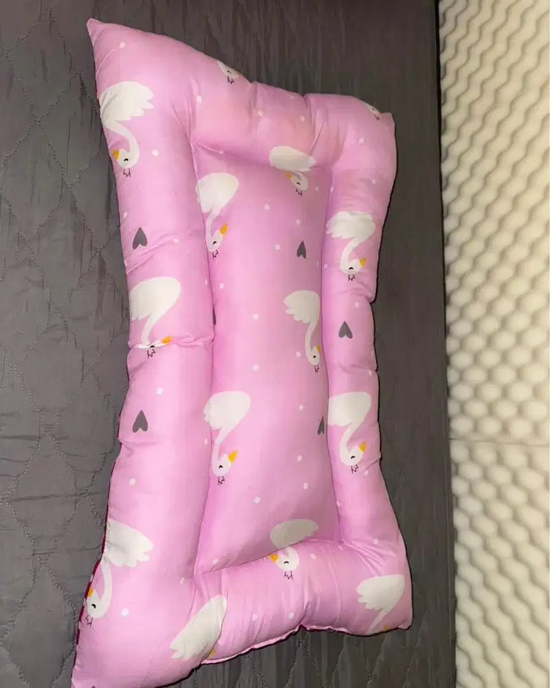 bantal ayunan bayi
