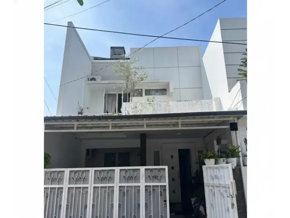 Rumah Luxury Modern Minimalis 2 Lantai akses jalan 2 mobil  376– Komplek Eksklusif Pondok Kelapa 376
