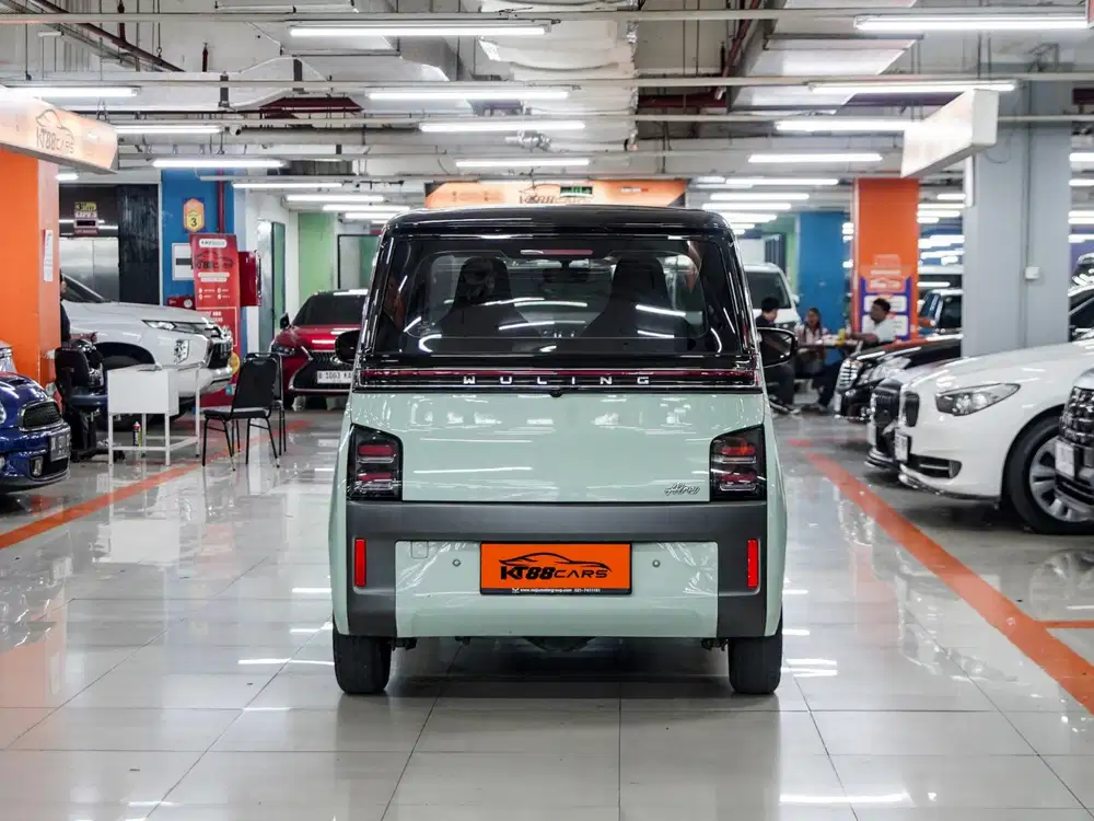 WULING AIR EV LongRange 300 Pro thn 2023