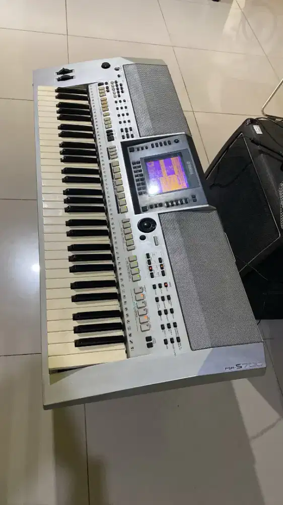 KEYBOARD YAMAHA PSR S700