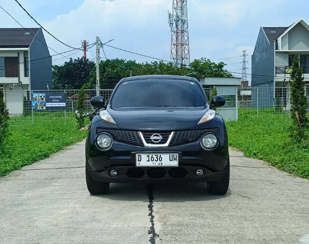 Nissan juke rx .1.5 matic 2013 dp 15 jt