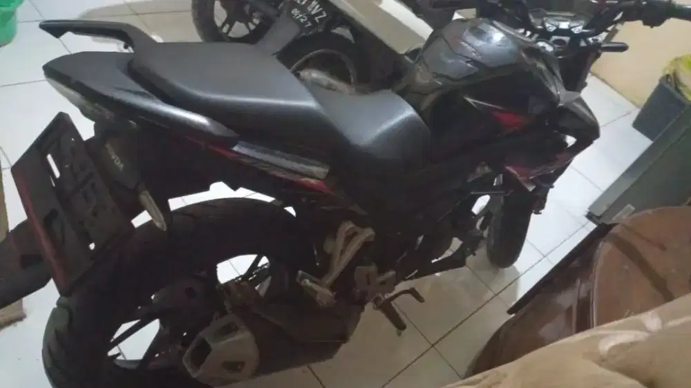 Cb150r Streerfire