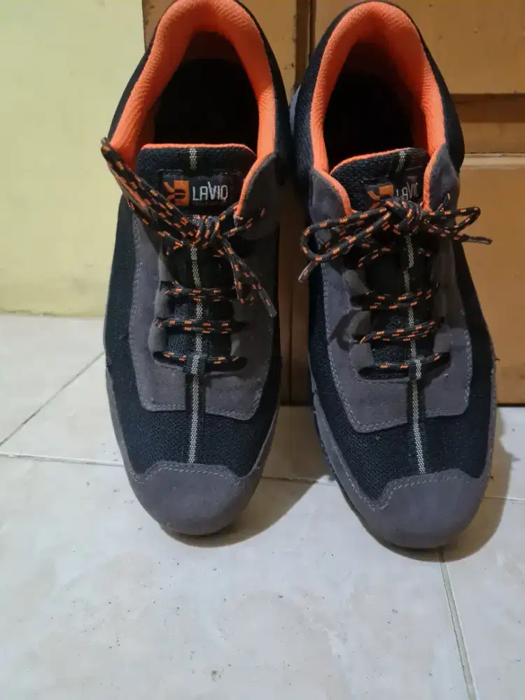 SEPATU PRIA UK.42
