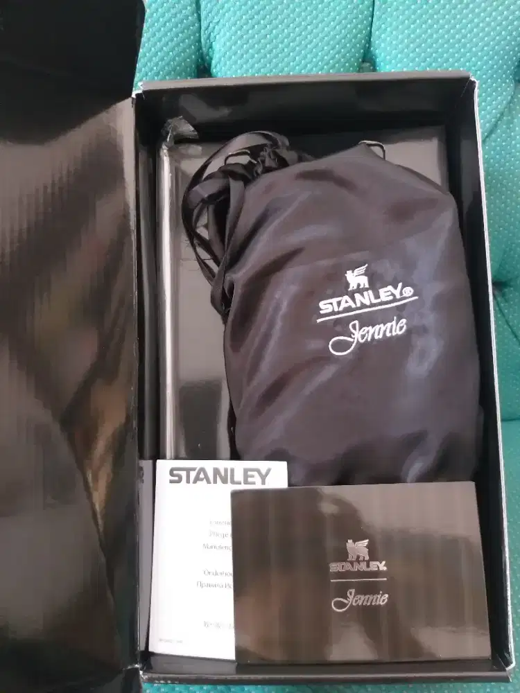 Tumbler Stanley Jeni Baru