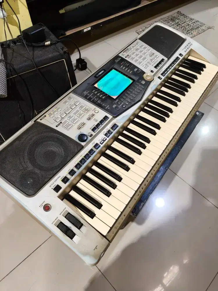 KEYBOARD YAMAHA PSR 2000 DISKET