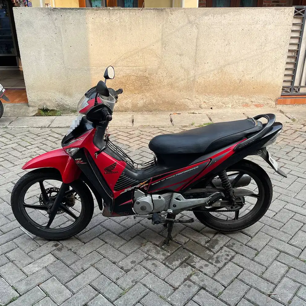 Honda Supra X 125 KARBU (2006) SURAT LENGKAP, PAJAK AKTIF
