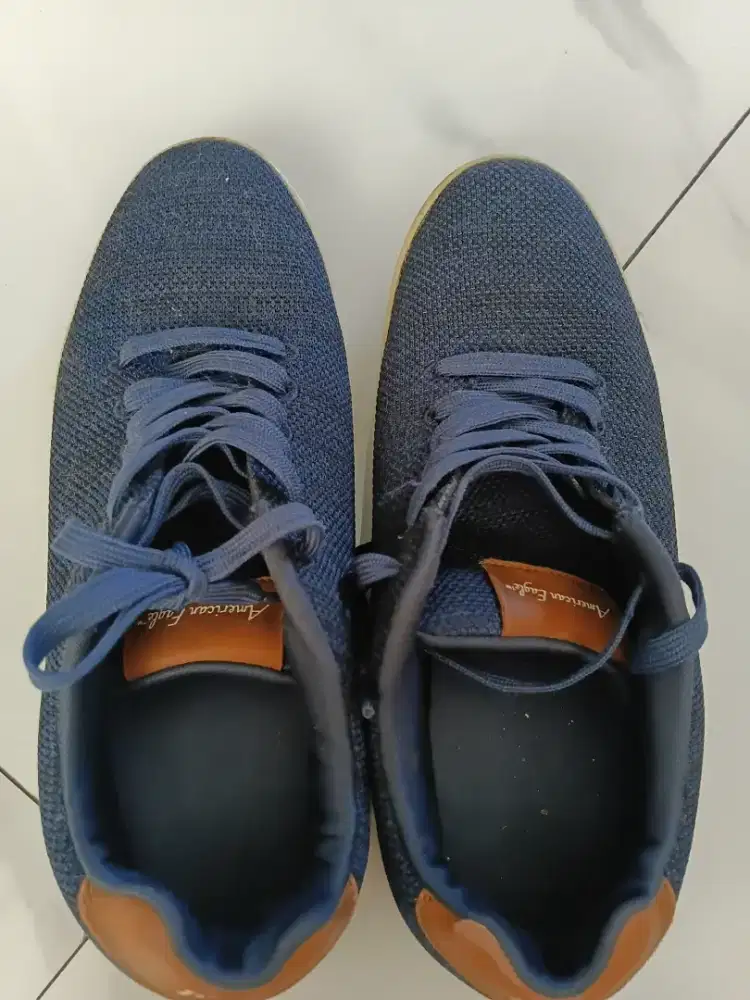 PRELOVED TANPA BOX SEPATU COWOK UK 42 AMERICAN EAGLE NO RETUR