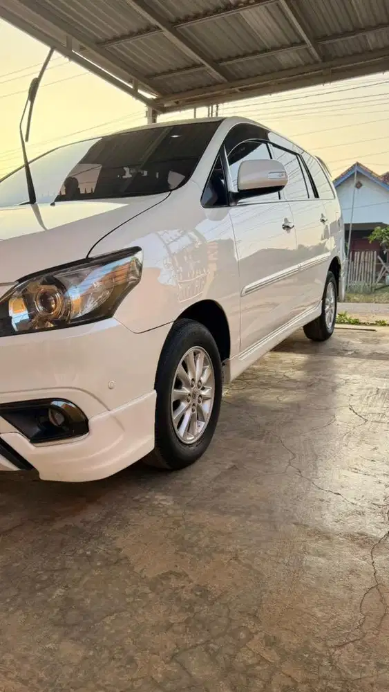 Jual kijang innova diesel matic type v barong asli