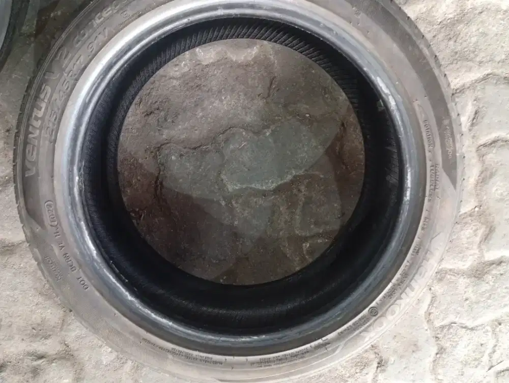 Ban R17 215/45/17 Mobilio,Jazz,Vios,Yaris,Luxio,Baleno,Avanza,Xenia,dk