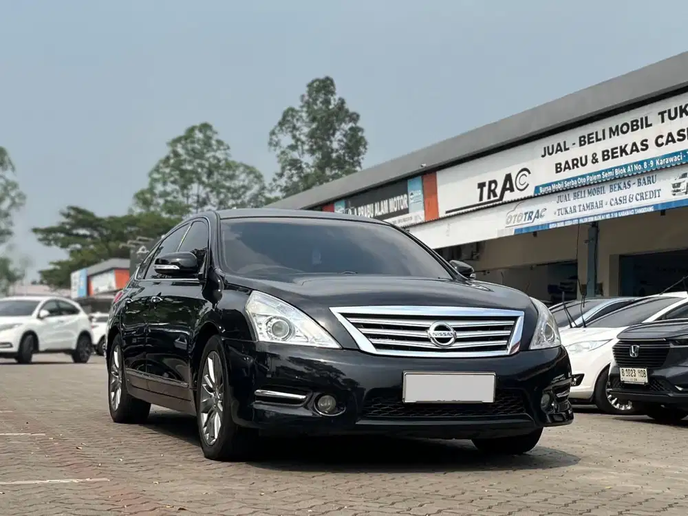 NISSAN TEANA 250 XV 2.5 AT MATIC 2013 HITAM, KM 105RB