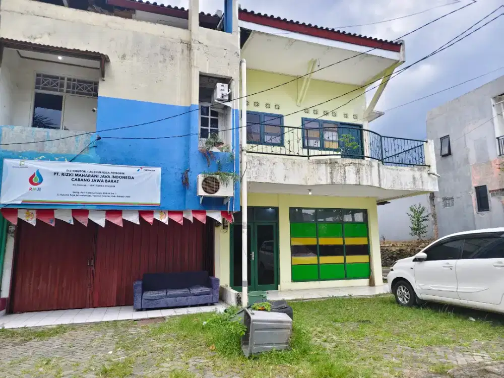 Di Jual 2 Ruko bersebelahan