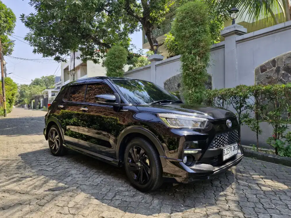 Jual Cepat Raize GR Turbo 2025 Km 10rb Tangan pertama dr baru !
