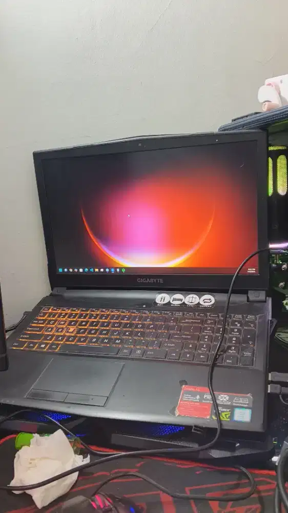 Laptop gaming Rare Gigabyte saber 15 core i7 gen 7 ram 16gb Gtx 1050