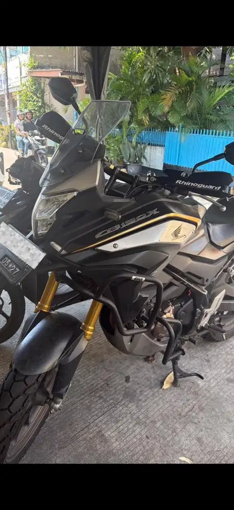 Cb 150 honda hitam
