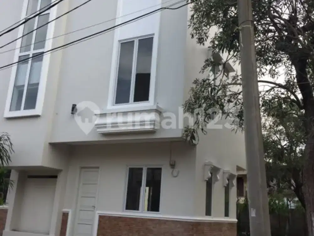 Rumah Bagus Dan Siap Huni di Citra Garden 2, 0071 Jel
