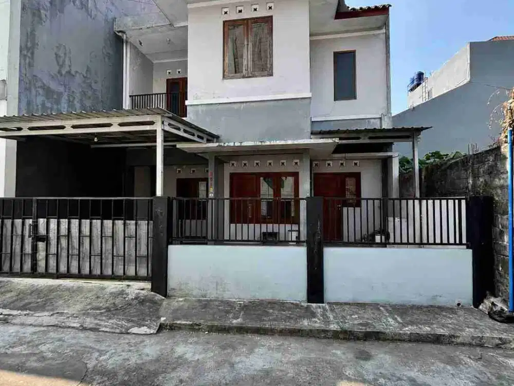 disewakan rumah 2 lantai diseputaran seturan kampus upn