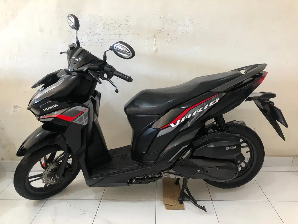 Honda Vario 125 Th.2023 hitam!!