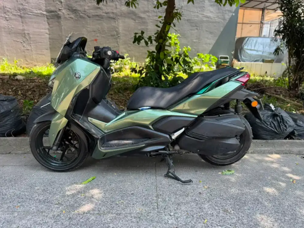 DI JUAL CEPAT YAMAHA XMAX  2023 connected
