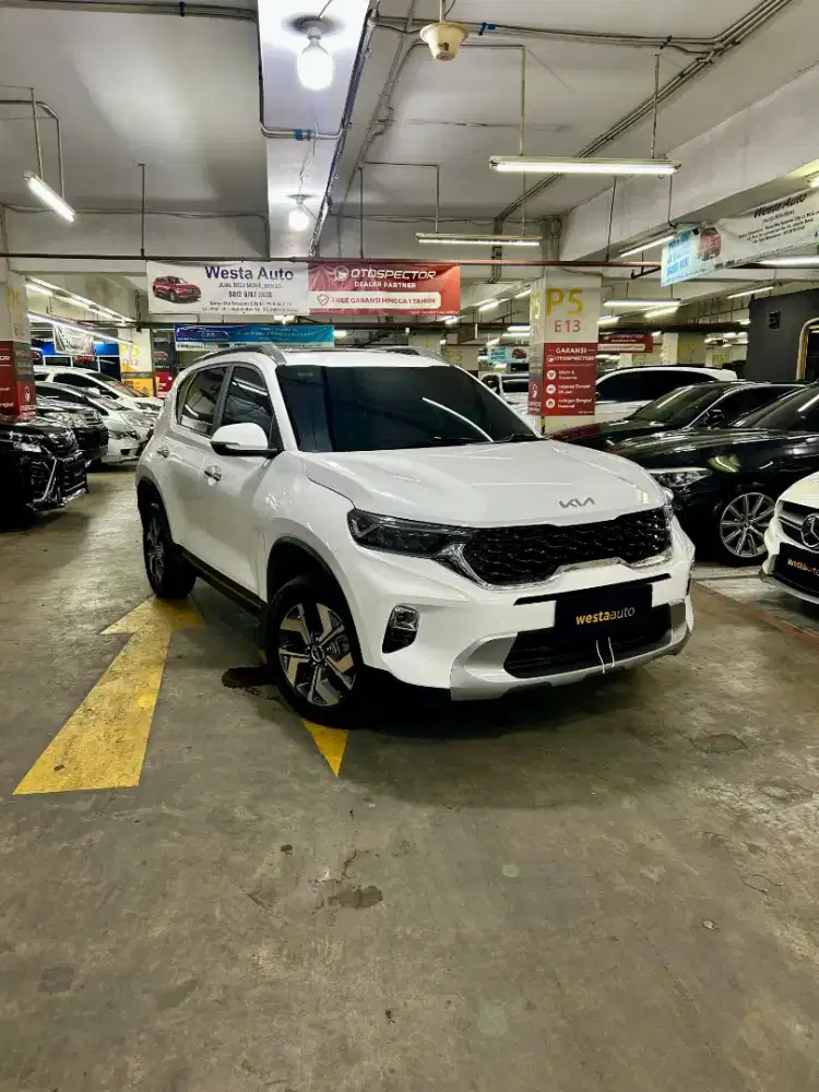 Kia Sonet 1.5 Premiere IVT AT 2023 Matic