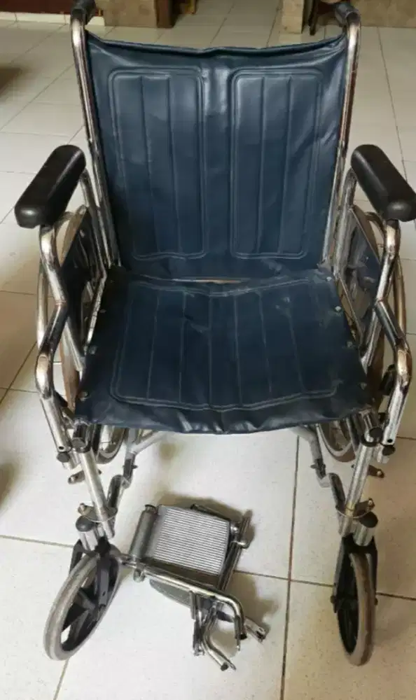 Di Jual Kursi Roda Standar Second Warna Biru