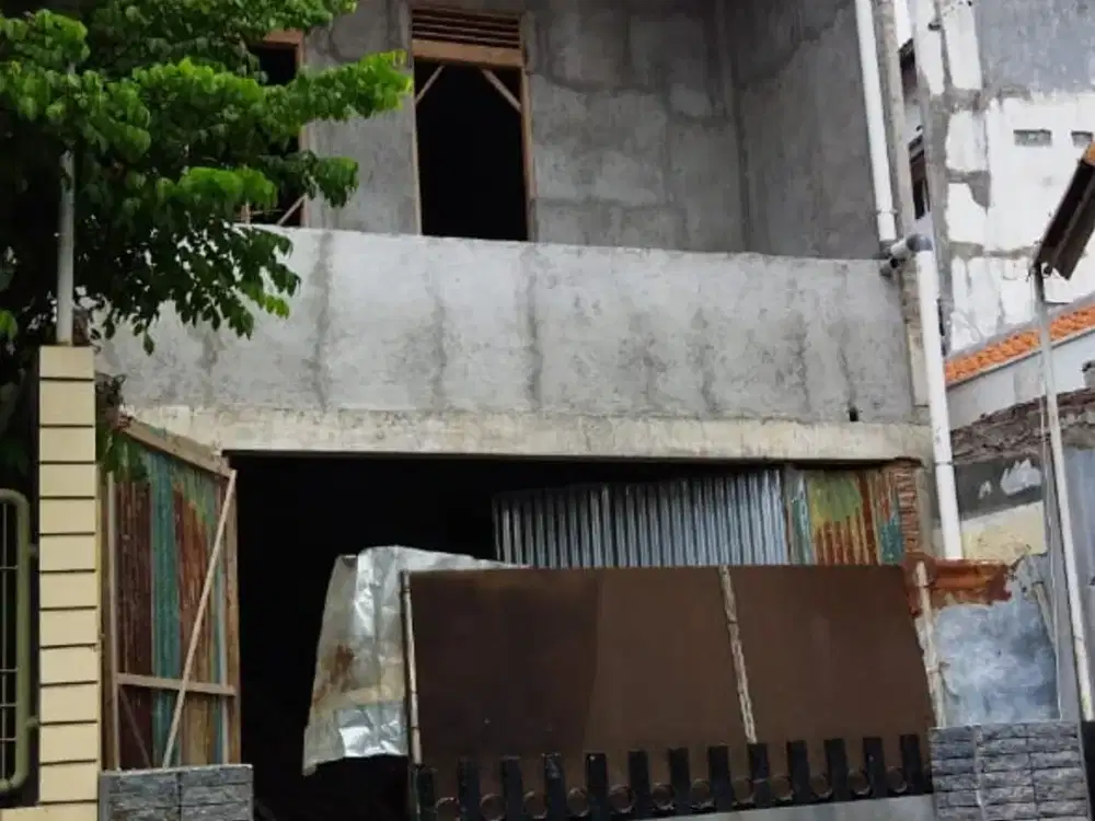 Dijual Tanah Bonus Bangunan Lokasi Strategis Di Jl. Karang kojo Selatan Semarang