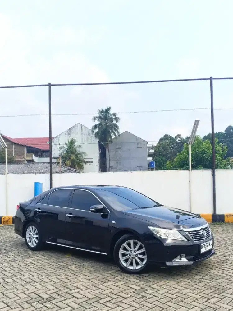 Camry 2.5V (Pemakaian Pribadi)