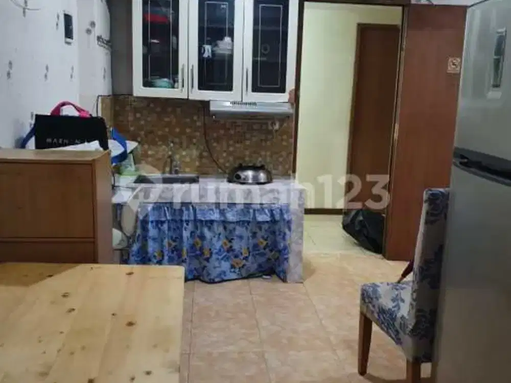 Apertemen 2 BR , Furnish, Siap Huni di Green Park View 0031 Jel