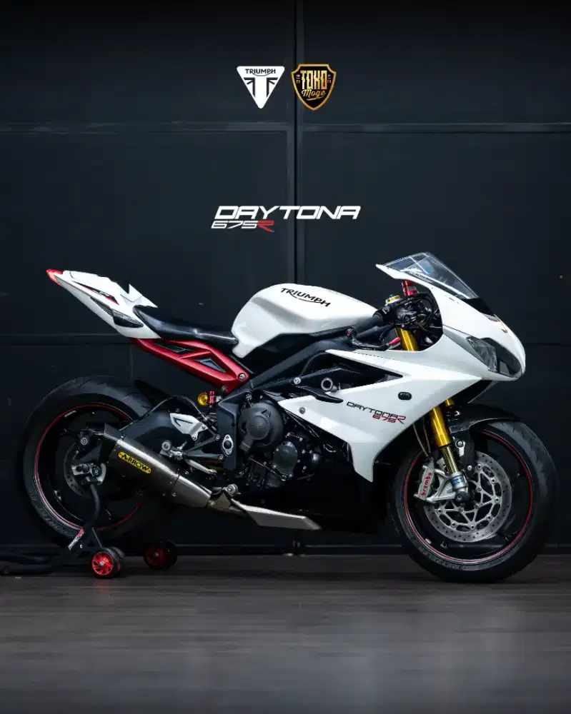 TRIUMPH DAYTONA 675R 2017 FULLSPEC